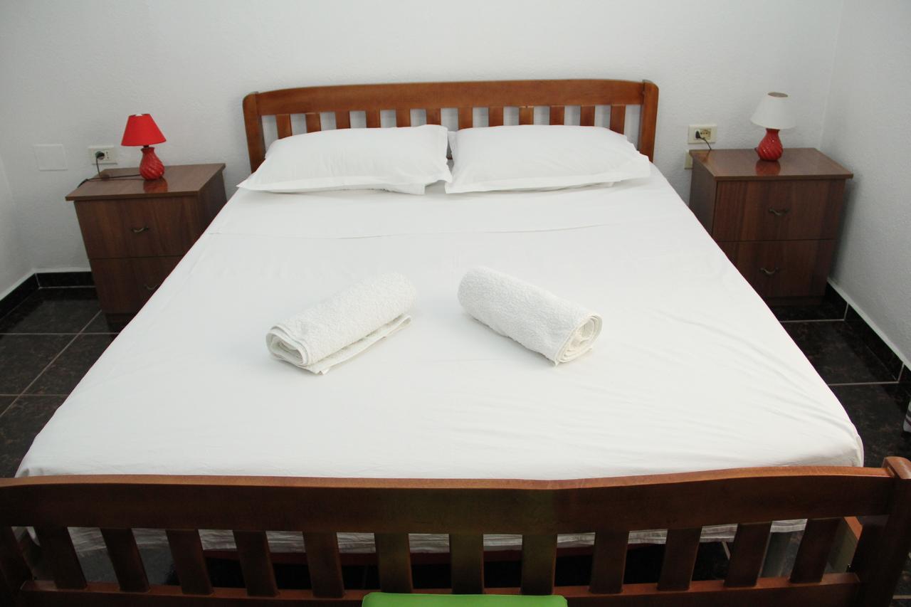 Hotel Italia Tirana Buitenkant foto