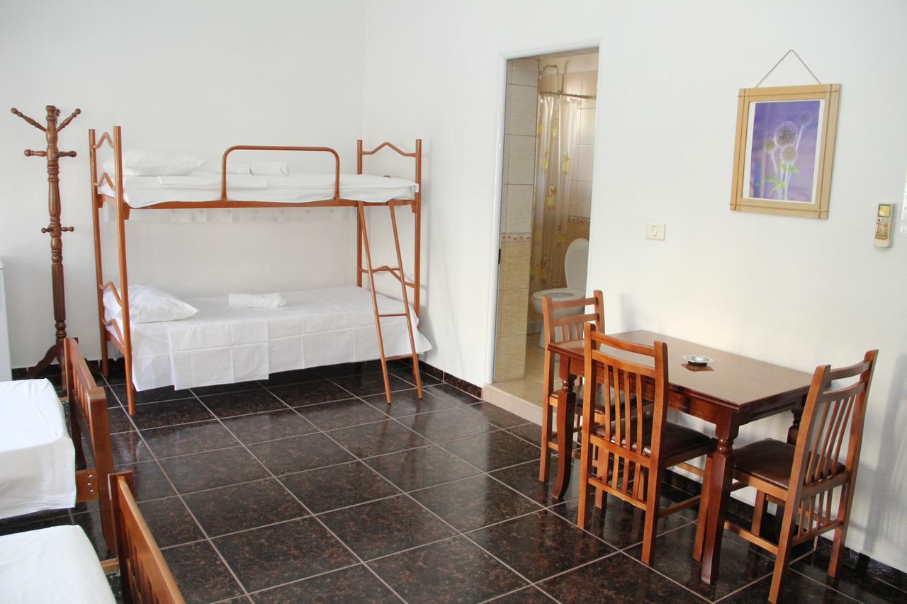 Hotel Italia Tirana Buitenkant foto