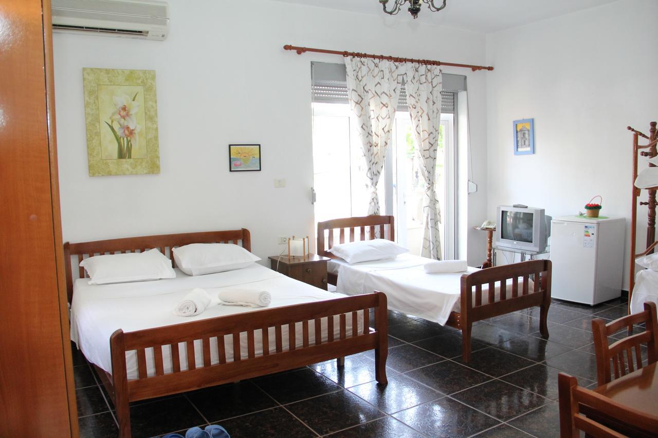 Hotel Italia Tirana Buitenkant foto