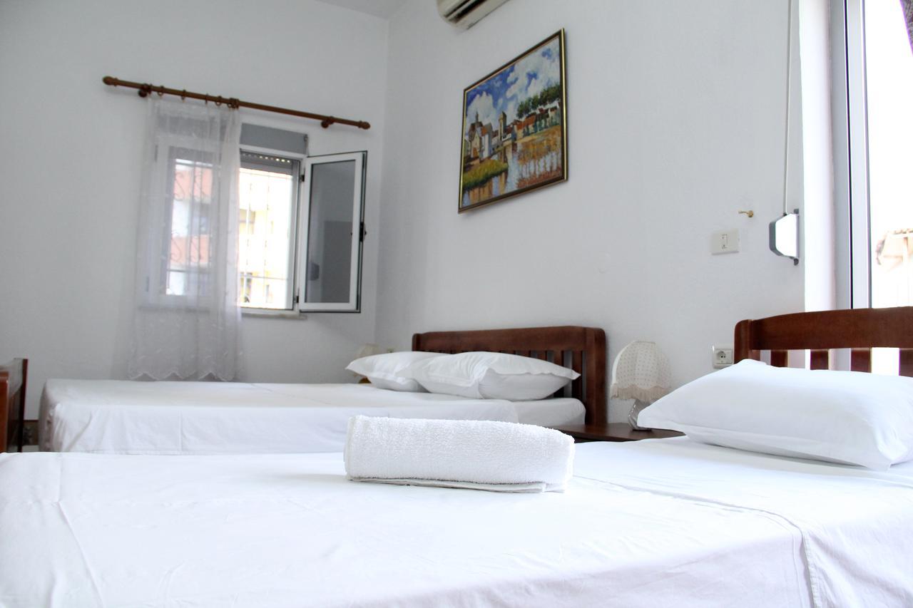 Hotel Italia Tirana Buitenkant foto