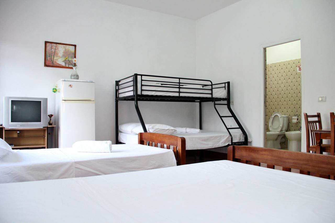 Hotel Italia Tirana Buitenkant foto