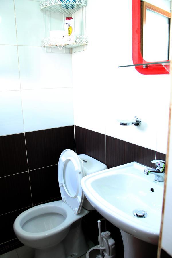 Hotel Italia Tirana Buitenkant foto