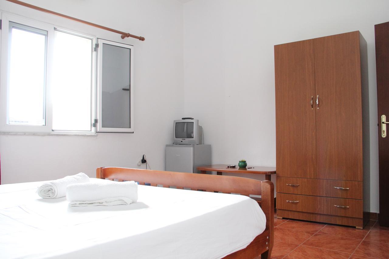 Hotel Italia Tirana Buitenkant foto